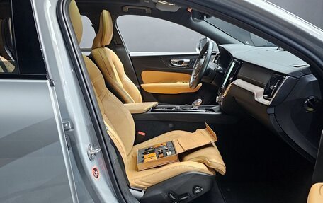 Volvo V60 Cross Country II, 2025 год, 5 149 000 рублей, 7 фотография