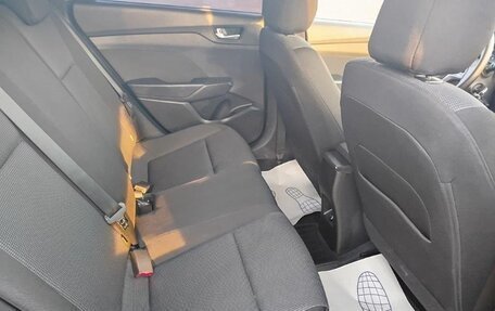 Hyundai Solaris II рестайлинг, 2021 год, 1 700 000 рублей, 11 фотография