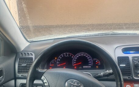 Toyota Camry V40, 2005 год, 650 000 рублей, 4 фотография