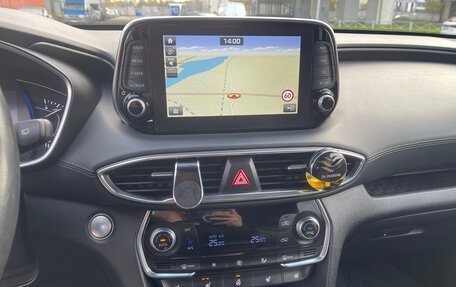 Hyundai Santa Fe IV, 2018 год, 2 369 000 рублей, 8 фотография