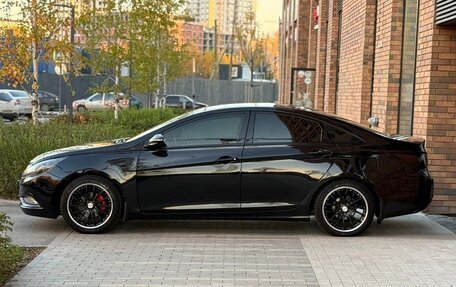 Hyundai Sonata VI, 2011 год, 990 000 рублей, 3 фотография