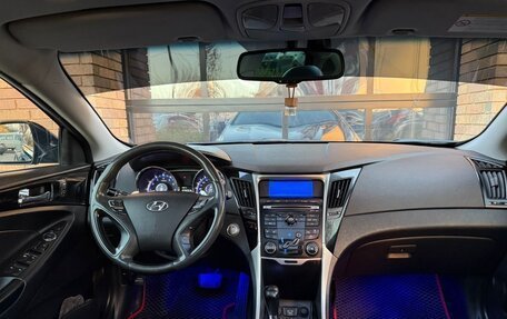 Hyundai Sonata VI, 2011 год, 990 000 рублей, 9 фотография