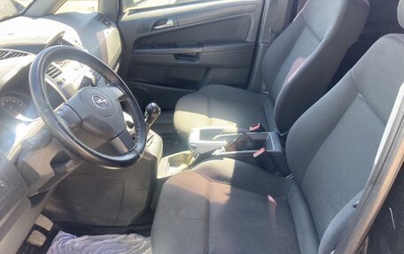 Opel Zafira B, 2010 год, 550 000 рублей, 10 фотография