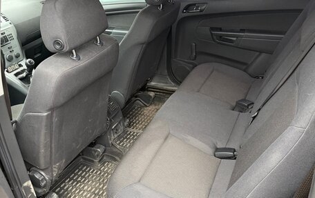 Opel Zafira B, 2010 год, 550 000 рублей, 4 фотография