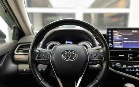 Toyota Camry, 2021 год, 3 000 000 рублей, 13 фотография