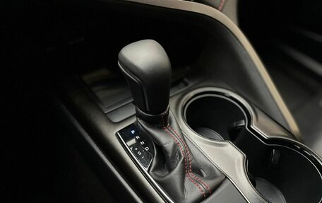 Toyota Camry, 2021 год, 3 000 000 рублей, 17 фотография