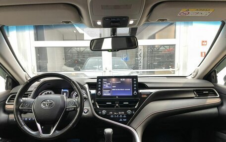 Toyota Camry, 2021 год, 3 000 000 рублей, 12 фотография