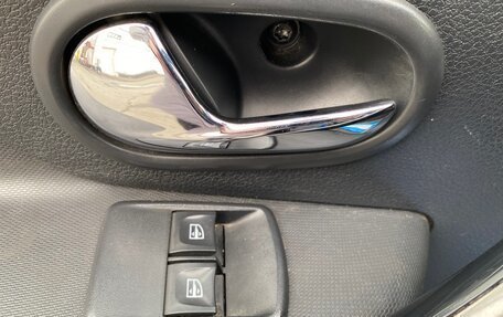 Renault Sandero II рестайлинг, 2018 год, 900 000 рублей, 8 фотография