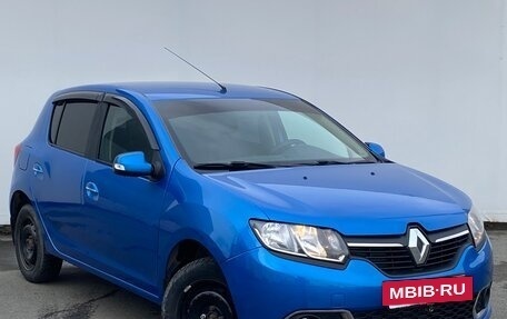 Renault Sandero II рестайлинг, 2018 год, 900 000 рублей, 3 фотография