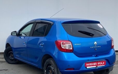 Renault Sandero II рестайлинг, 2018 год, 900 000 рублей, 4 фотография