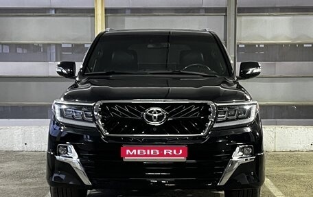 Toyota Land Cruiser 200, 2015 год, 4 900 000 рублей, 2 фотография