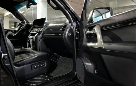 Toyota Land Cruiser 200, 2015 год, 4 900 000 рублей, 16 фотография