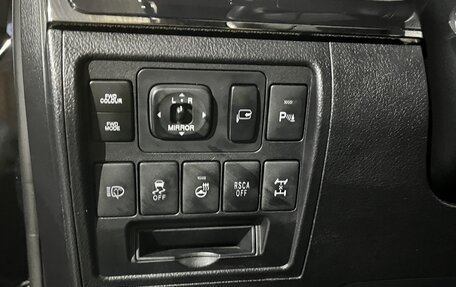 Toyota Land Cruiser 200, 2015 год, 4 900 000 рублей, 20 фотография