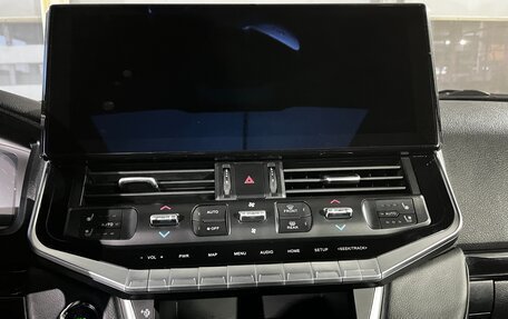 Toyota Land Cruiser 200, 2015 год, 4 900 000 рублей, 25 фотография