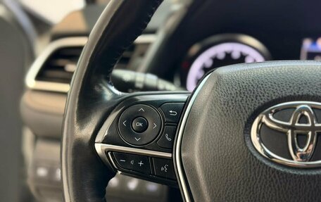Toyota Camry, 2018 год, 2 950 000 рублей, 13 фотография