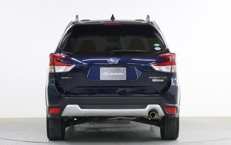 Subaru Forester, 2022 год, 2 390 000 рублей, 4 фотография