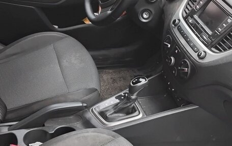 Hyundai Solaris II рестайлинг, 2018 год, 870 000 рублей, 6 фотография