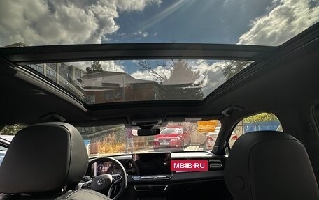 Volkswagen Tiguan, 2025 год, 4 800 000 рублей, 9 фотография