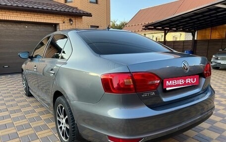 Volkswagen Jetta VI, 2014 год, 1 200 000 рублей, 5 фотография