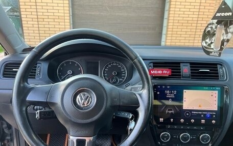 Volkswagen Jetta VI, 2014 год, 1 200 000 рублей, 9 фотография