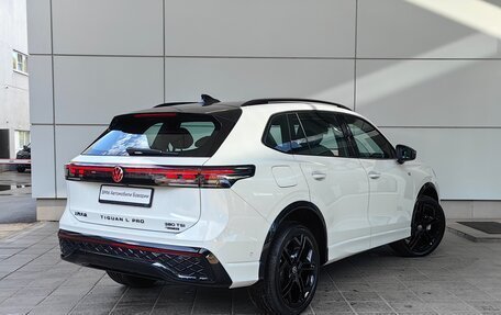 Volkswagen Tiguan, 2025 год, 5 190 000 рублей, 10 фотография