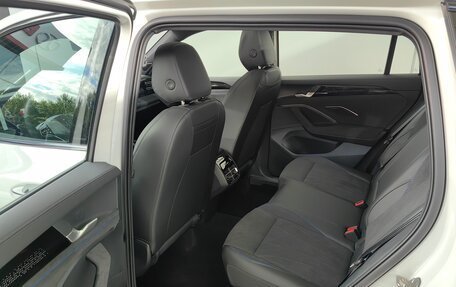 Volkswagen Tiguan, 2025 год, 5 190 000 рублей, 7 фотография