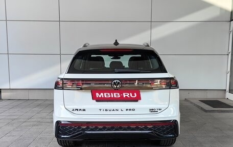 Volkswagen Tiguan, 2025 год, 5 190 000 рублей, 11 фотография