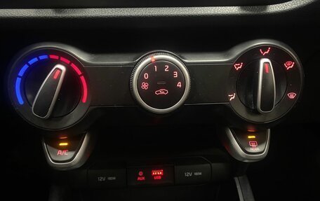 KIA Rio IV, 2018 год, 1 096 000 рублей, 30 фотография