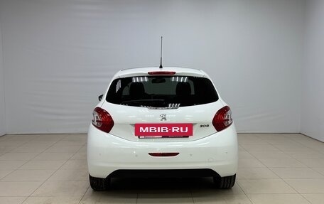 Peugeot 208 II, 2013 год, 720 000 рублей, 5 фотография