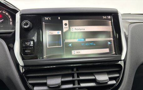 Peugeot 208 II, 2013 год, 720 000 рублей, 18 фотография