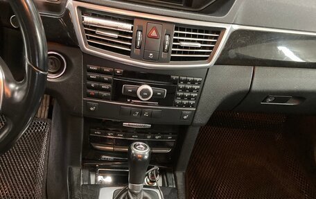 Mercedes-Benz E-Класс, 2010 год, 1 490 000 рублей, 7 фотография