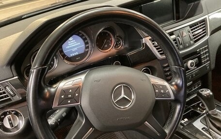 Mercedes-Benz E-Класс, 2010 год, 1 490 000 рублей, 8 фотография
