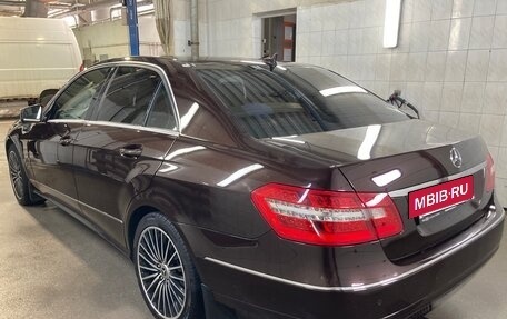 Mercedes-Benz E-Класс, 2010 год, 1 490 000 рублей, 5 фотография