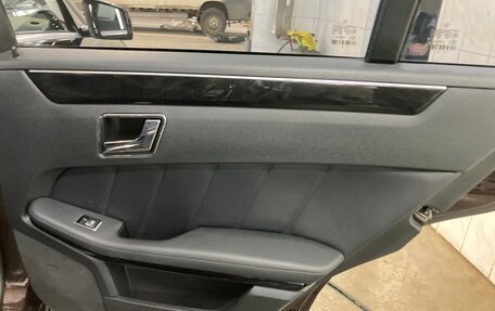 Mercedes-Benz E-Класс, 2010 год, 1 490 000 рублей, 18 фотография