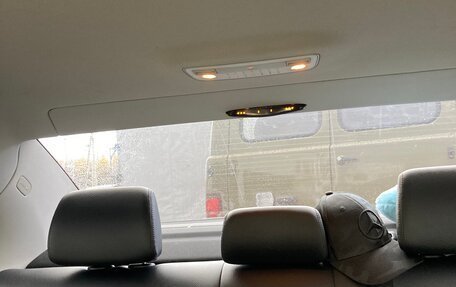 Mercedes-Benz E-Класс, 2010 год, 1 490 000 рублей, 26 фотография