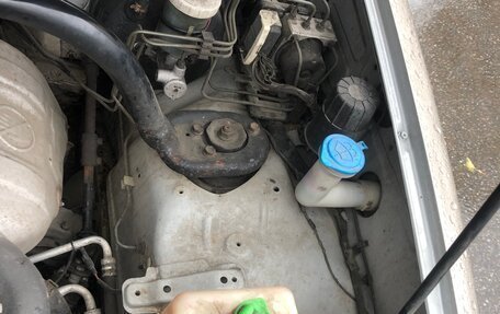 Suzuki Grand Vitara, 2004 год, 590 000 рублей, 11 фотография