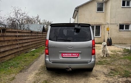 Hyundai Grand Starex Grand Starex I рестайлинг 2, 2017 год, 2 400 000 рублей, 4 фотография