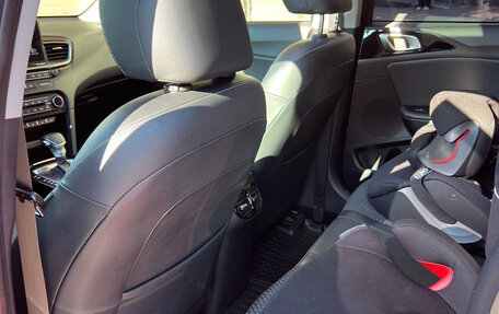 KIA cee'd III, 2018 год, 1 900 000 рублей, 16 фотография