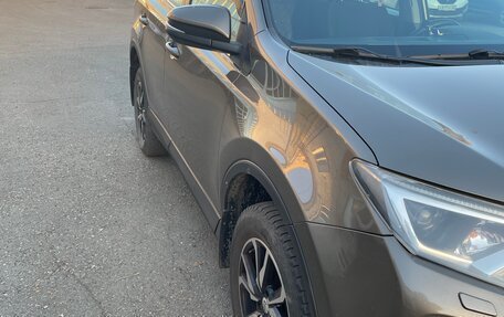 Toyota RAV4, 2015 год, 2 000 000 рублей, 11 фотография