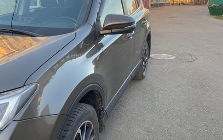 Toyota RAV4, 2015 год, 2 000 000 рублей, 10 фотография