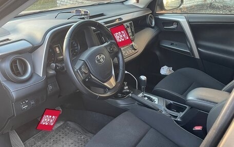 Toyota RAV4, 2015 год, 2 000 000 рублей, 9 фотография