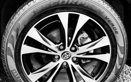 Toyota RAV4, 2014 год, 2 300 000 рублей, 24 фотография