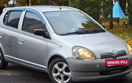 Toyota Yaris I рестайлинг, 2003 год, 410 000 рублей, 2 фотография