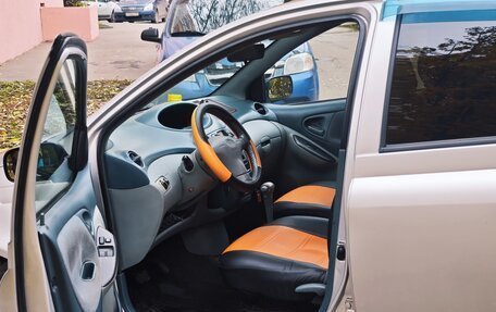 Toyota Yaris I рестайлинг, 2003 год, 410 000 рублей, 14 фотография