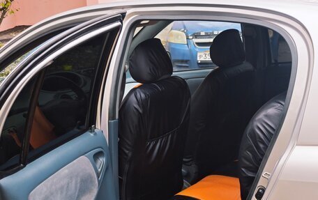 Toyota Yaris I рестайлинг, 2003 год, 410 000 рублей, 15 фотография