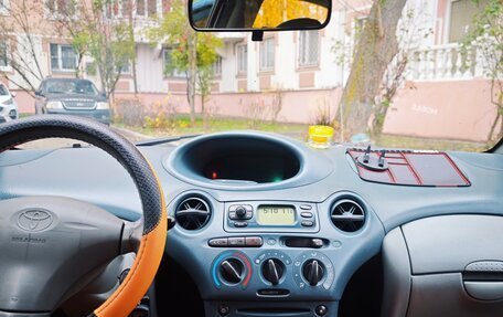 Toyota Yaris I рестайлинг, 2003 год, 410 000 рублей, 19 фотография