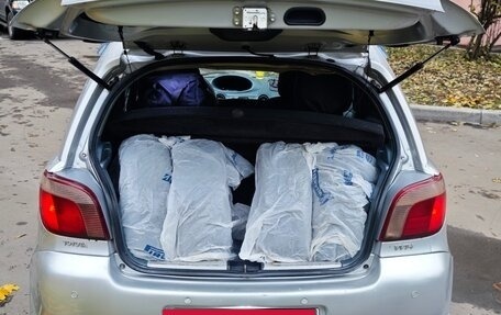 Toyota Yaris I рестайлинг, 2003 год, 410 000 рублей, 21 фотография