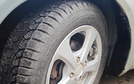 Toyota Yaris I рестайлинг, 2003 год, 410 000 рублей, 26 фотография