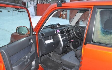 Toyota bB II рестайлинг, 2006 год, 280 000 рублей, 1 фотография