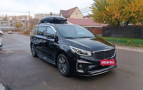 KIA Carnival III, 2019 год, 1 800 000 рублей, 3 фотография